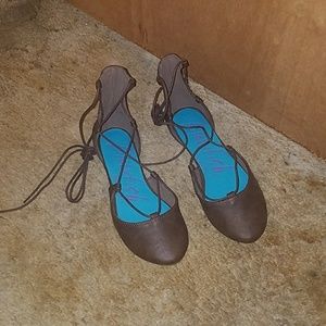 Blowfish Ramsey style lace up flats New in box!